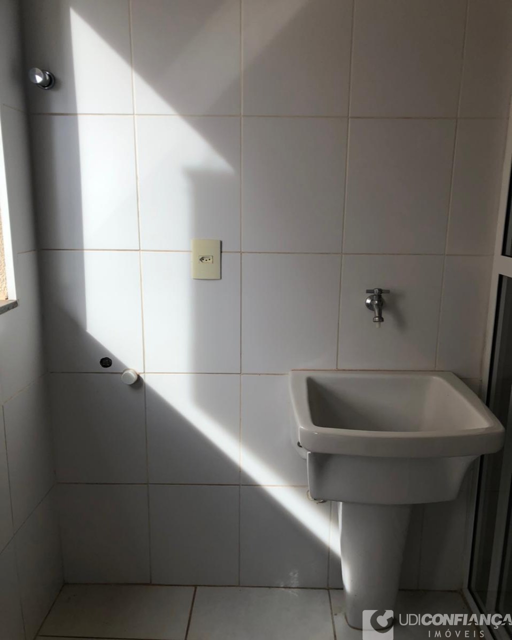 Apartamento à venda com 3 quartos, 86m² - Foto 4