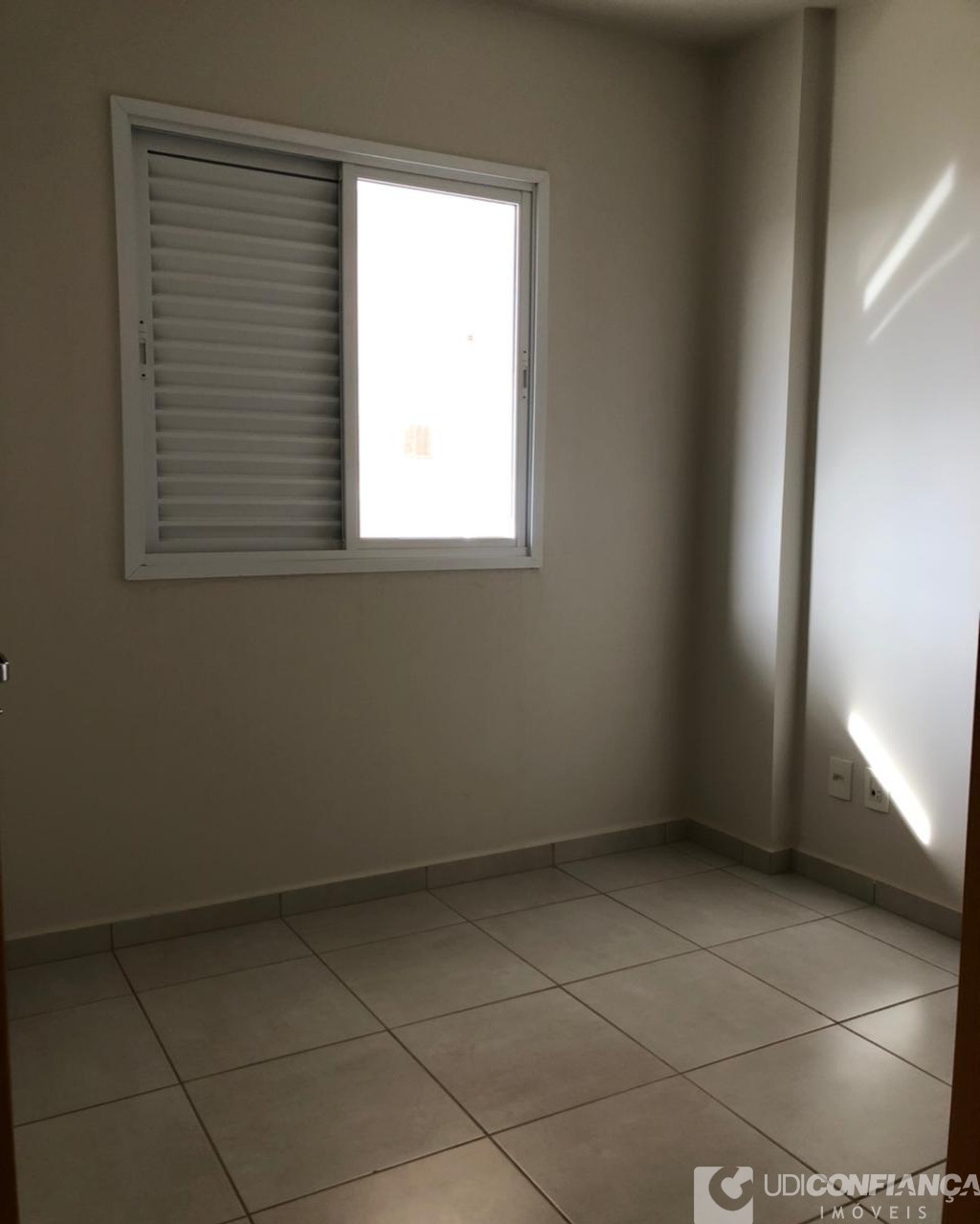 Apartamento à venda com 3 quartos, 86m² - Foto 13