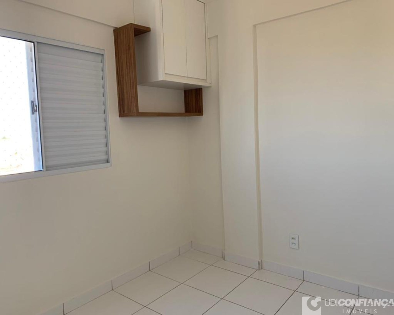 Apartamento à venda com 2 quartos, 55m² - Foto 3