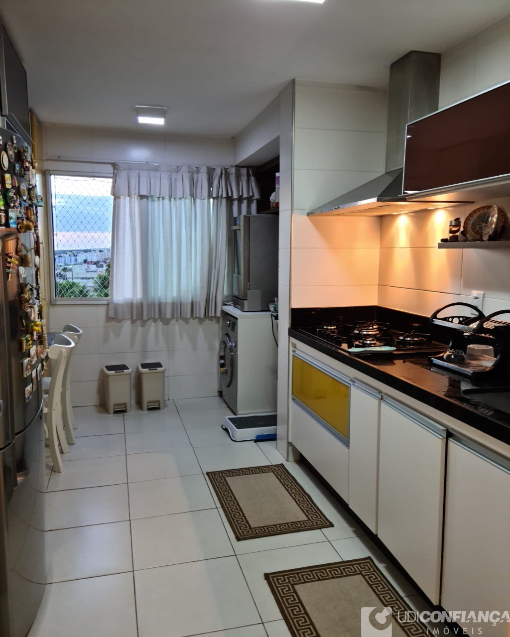 Apartamento à venda com 2 quartos, 72m² - Foto 7