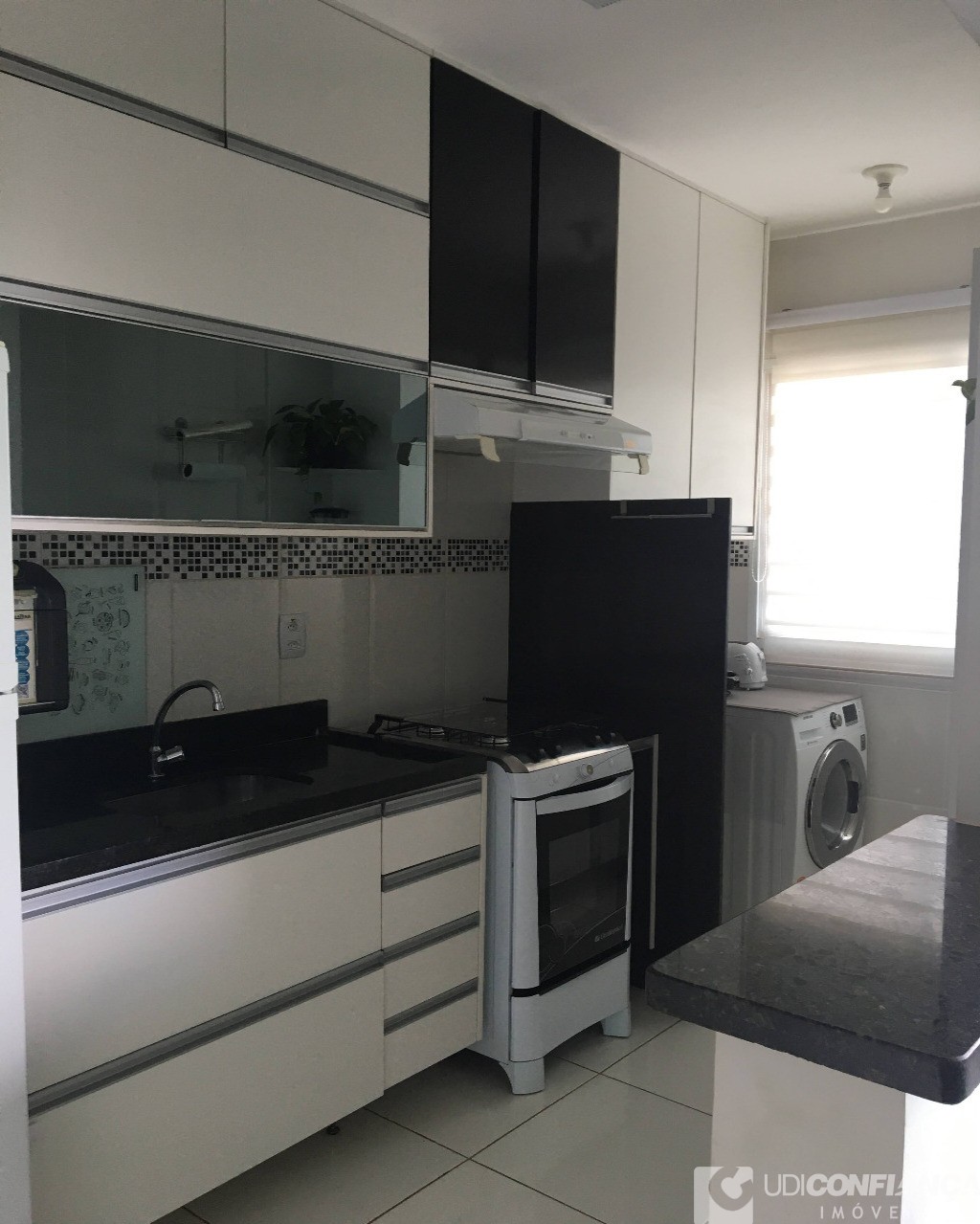 Apartamento à venda com 2 quartos, 62m² - Foto 9