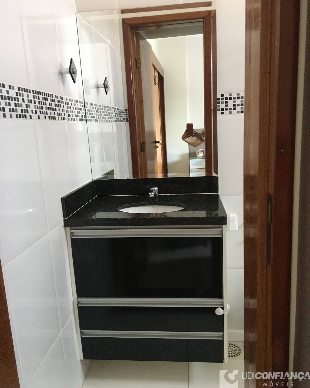 Apartamento à venda com 2 quartos, 62m² - Foto 18