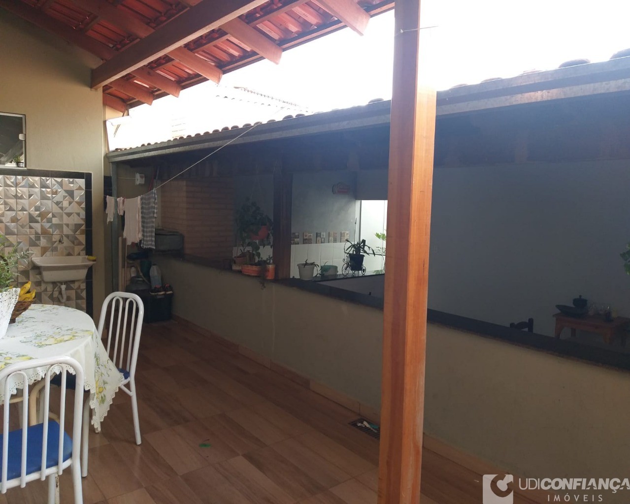 Casa à venda com 3 quartos, 220m² - Foto 7