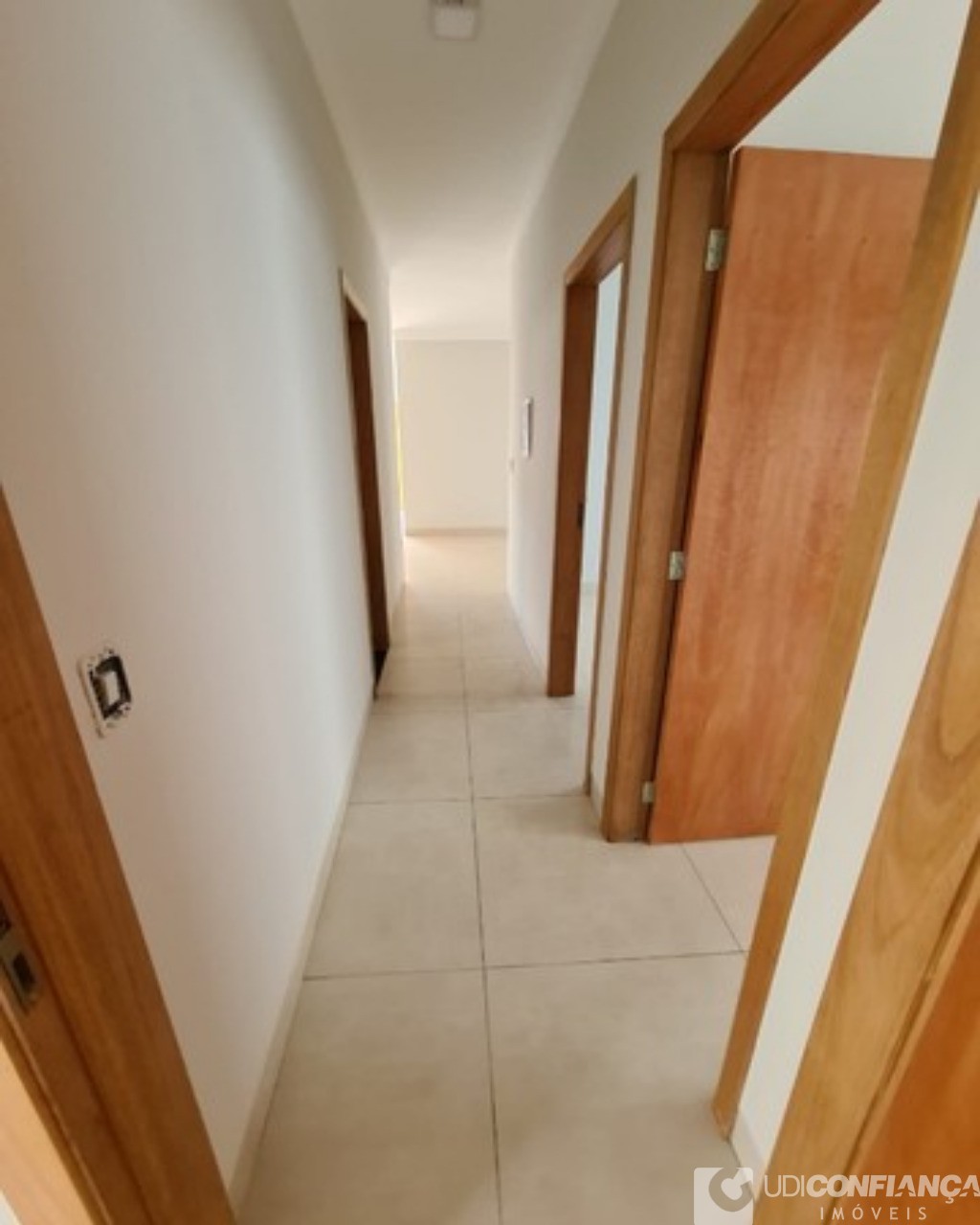 Casa à venda com 3 quartos, 153m² - Foto 7