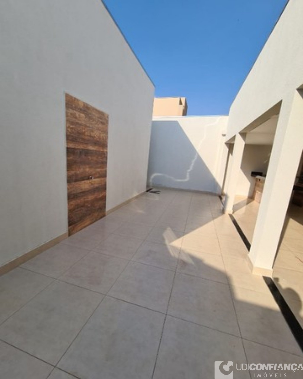 Casa à venda com 3 quartos, 153m² - Foto 11