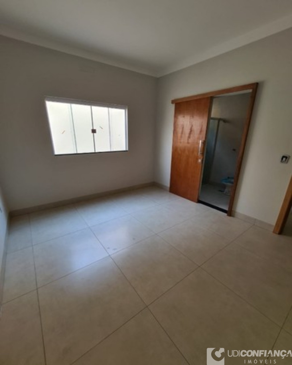 Casa à venda com 3 quartos, 153m² - Foto 3