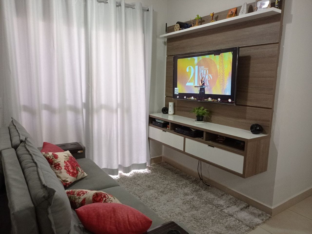 Apartamento à venda com 3 quartos, 71m² - Foto 1