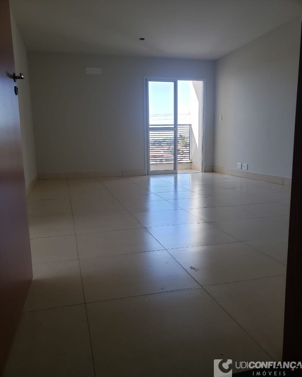 Apartamento à venda com 2 quartos, 66m² - Foto 1