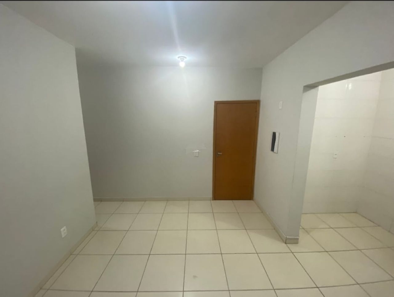 Apartamento à venda com 2 quartos, 68m² - Foto 2