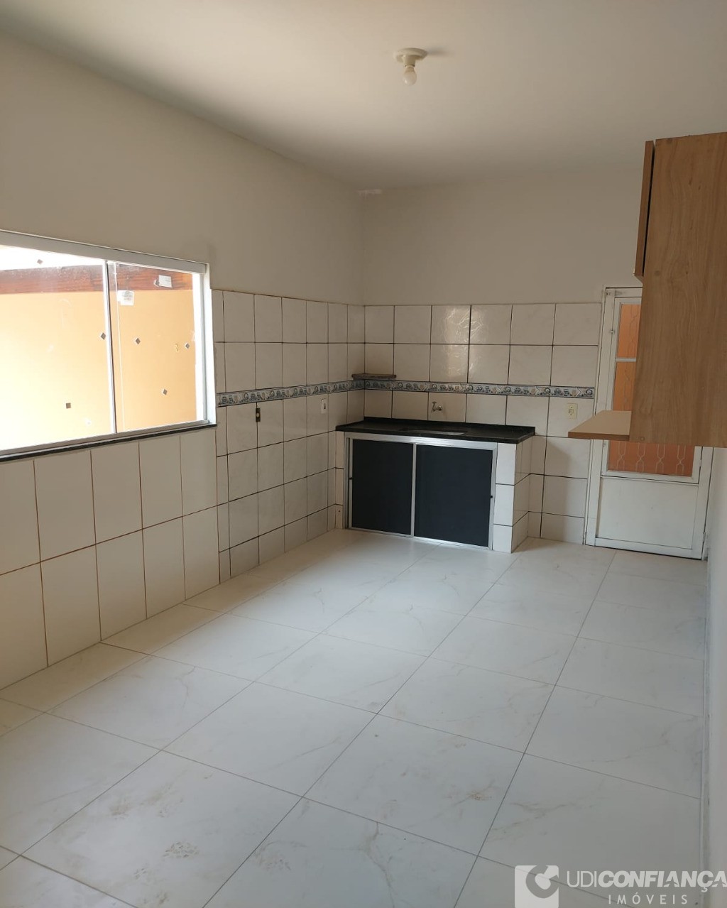 Casa à venda com 3 quartos, 140m² - Foto 9