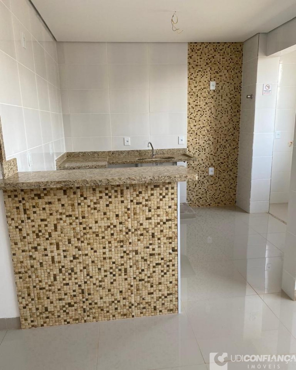 Apartamento à venda com 2 quartos, 58m² - Foto 19