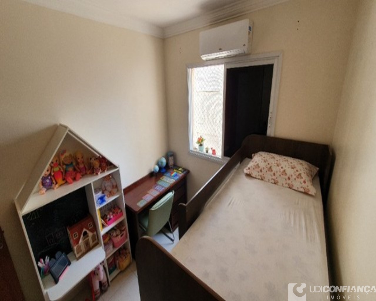 Apartamento à venda com 3 quartos, 93m² - Foto 9