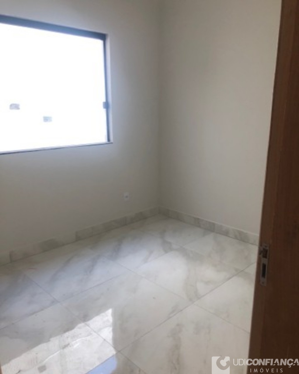 Apartamento à venda com 2 quartos, 70m² - Foto 6