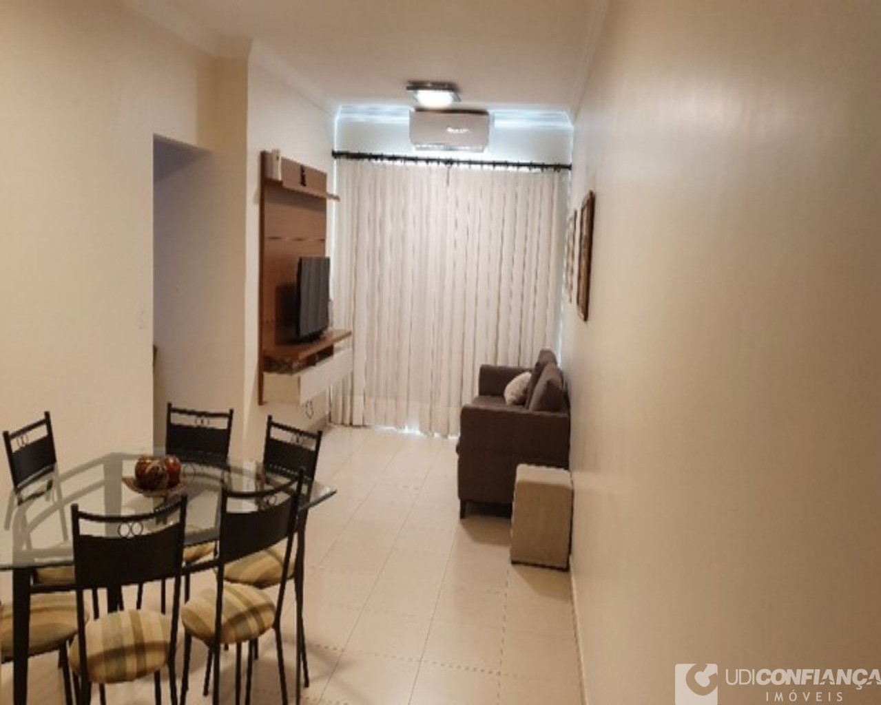 Apartamento à venda com 3 quartos, 93m² - Foto 3