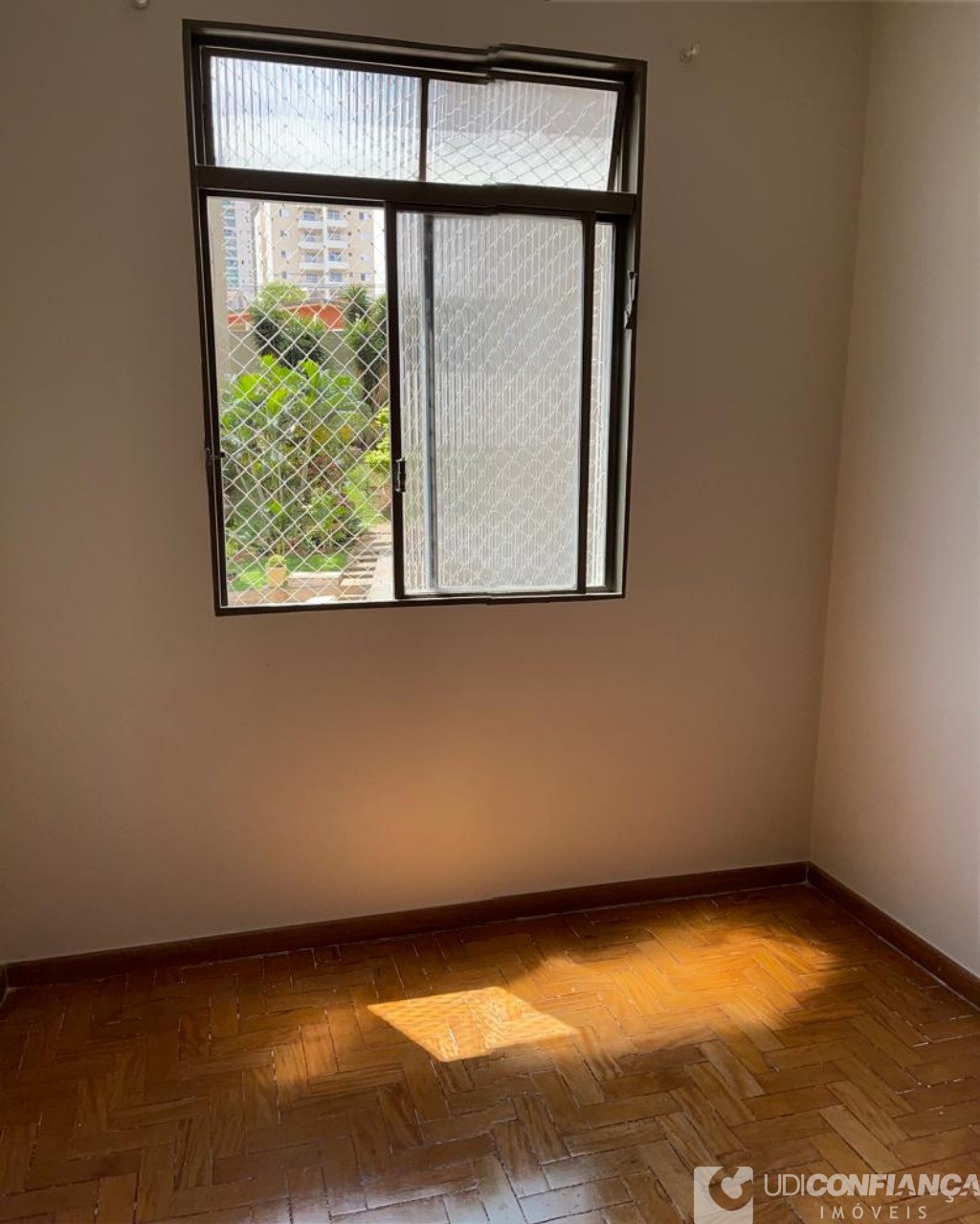 Apartamento à venda com 2 quartos, 80m² - Foto 7