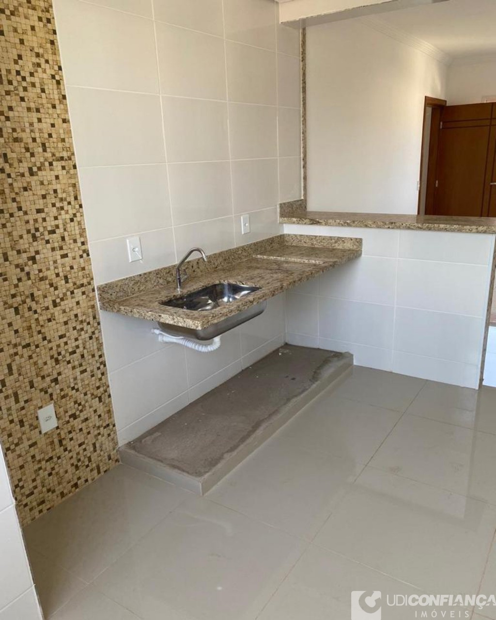 Apartamento à venda com 2 quartos, 58m² - Foto 13