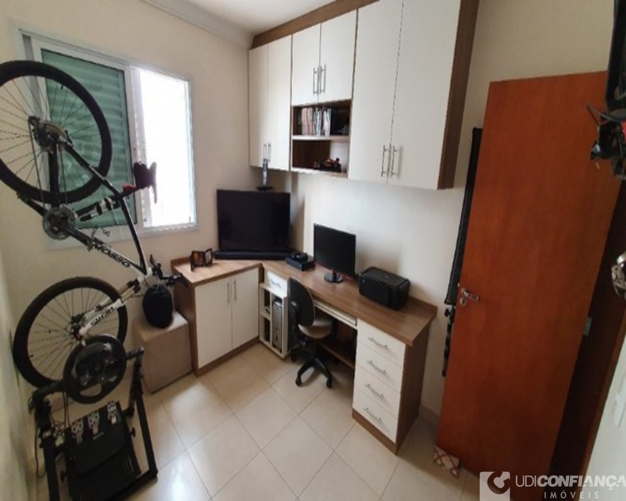 Apartamento à venda com 3 quartos, 93m² - Foto 11