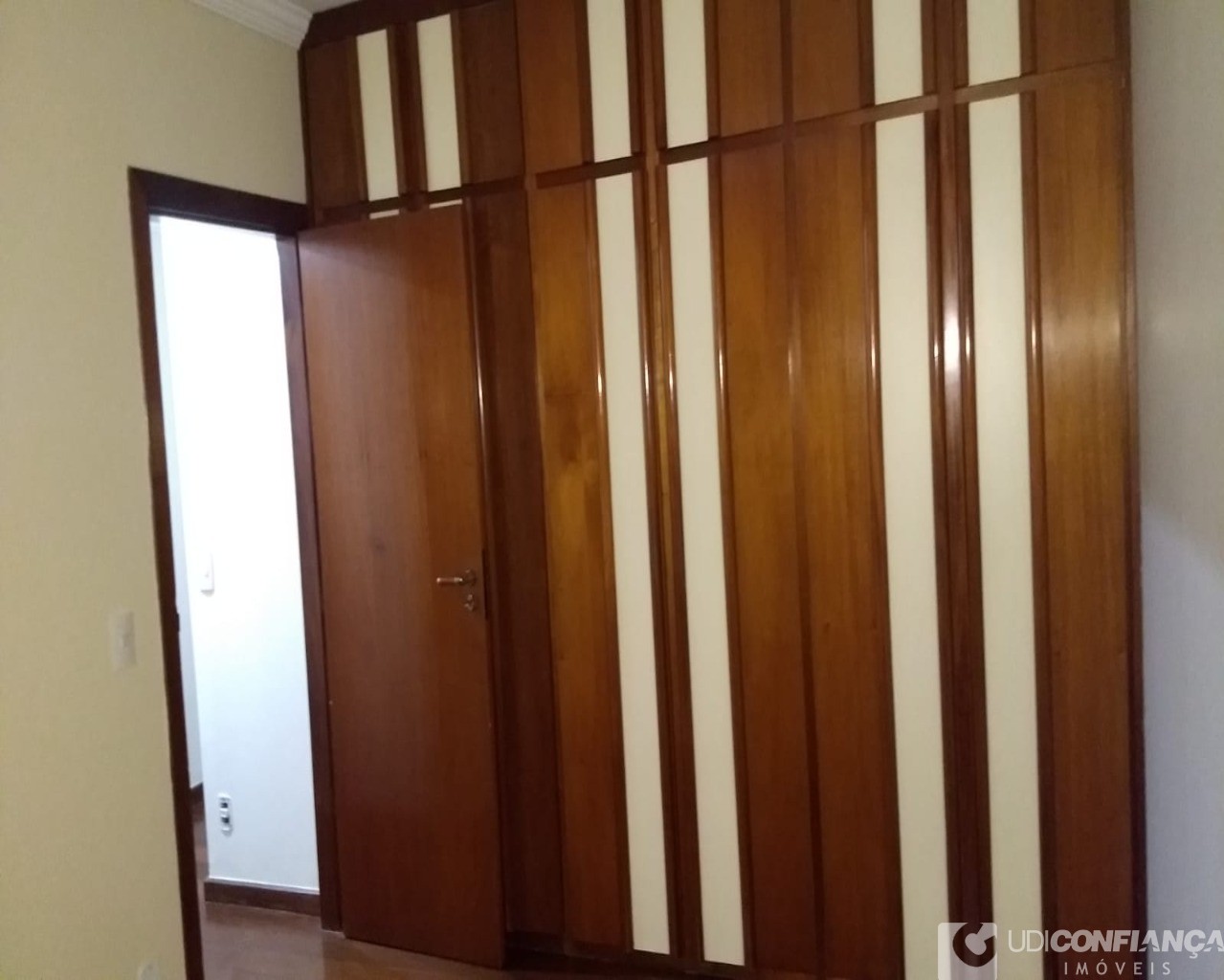 Apartamento à venda com 4 quartos, 205m² - Foto 39