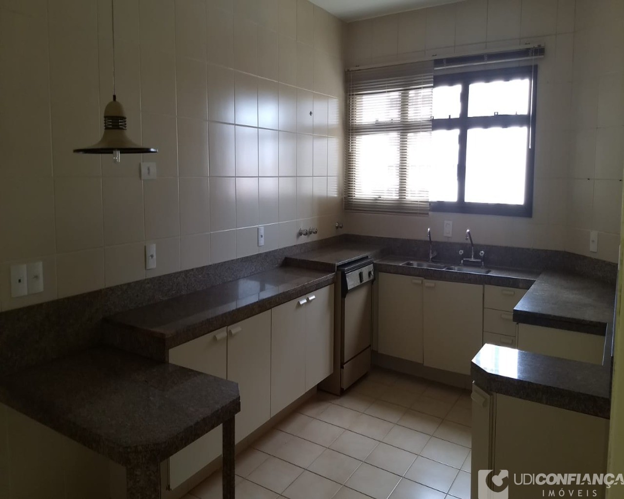 Apartamento à venda com 4 quartos, 205m² - Foto 23