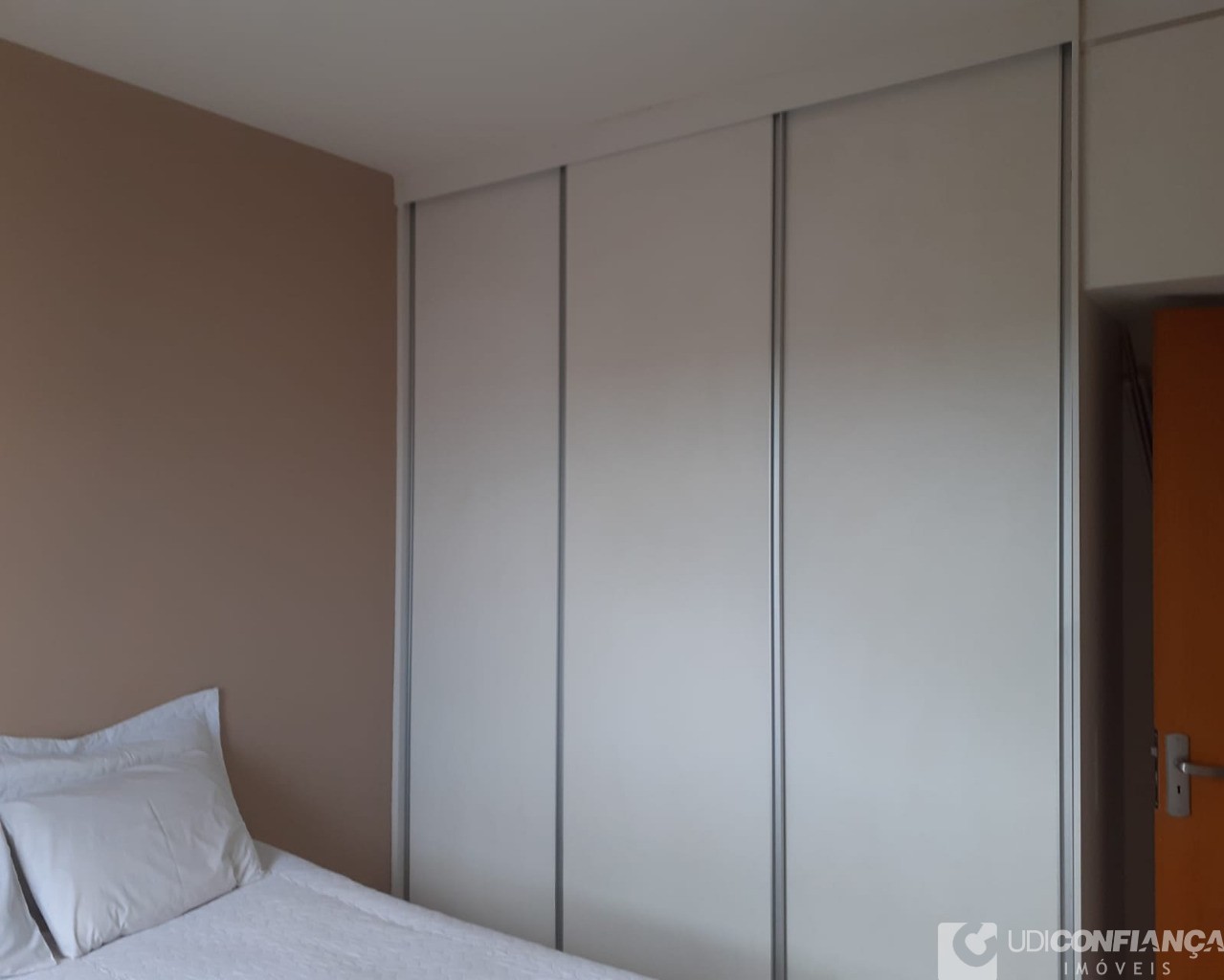 Apartamento à venda com 2 quartos, 57m² - Foto 22