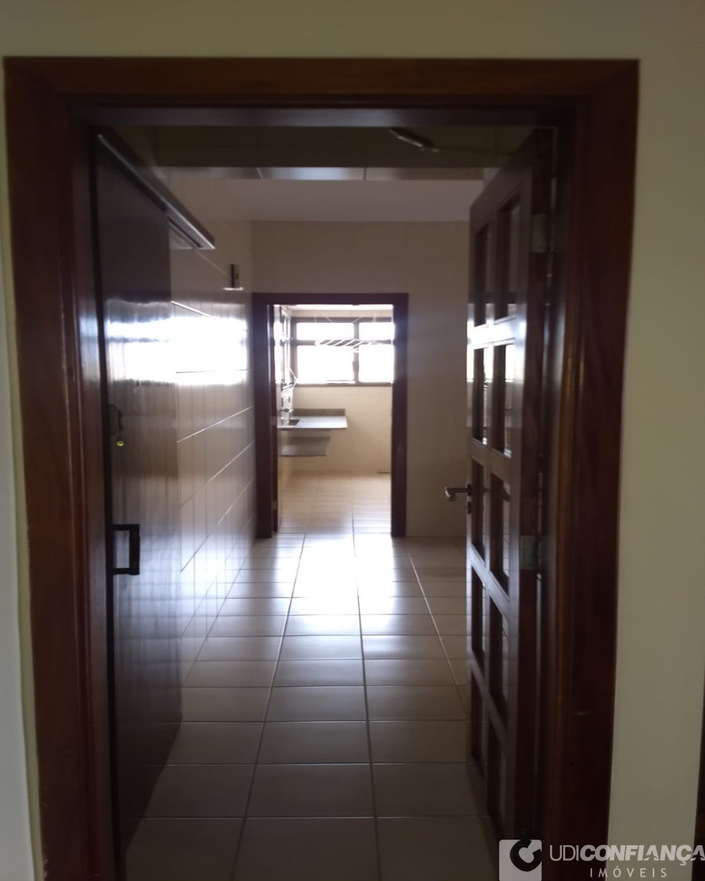 Apartamento à venda com 4 quartos, 205m² - Foto 22