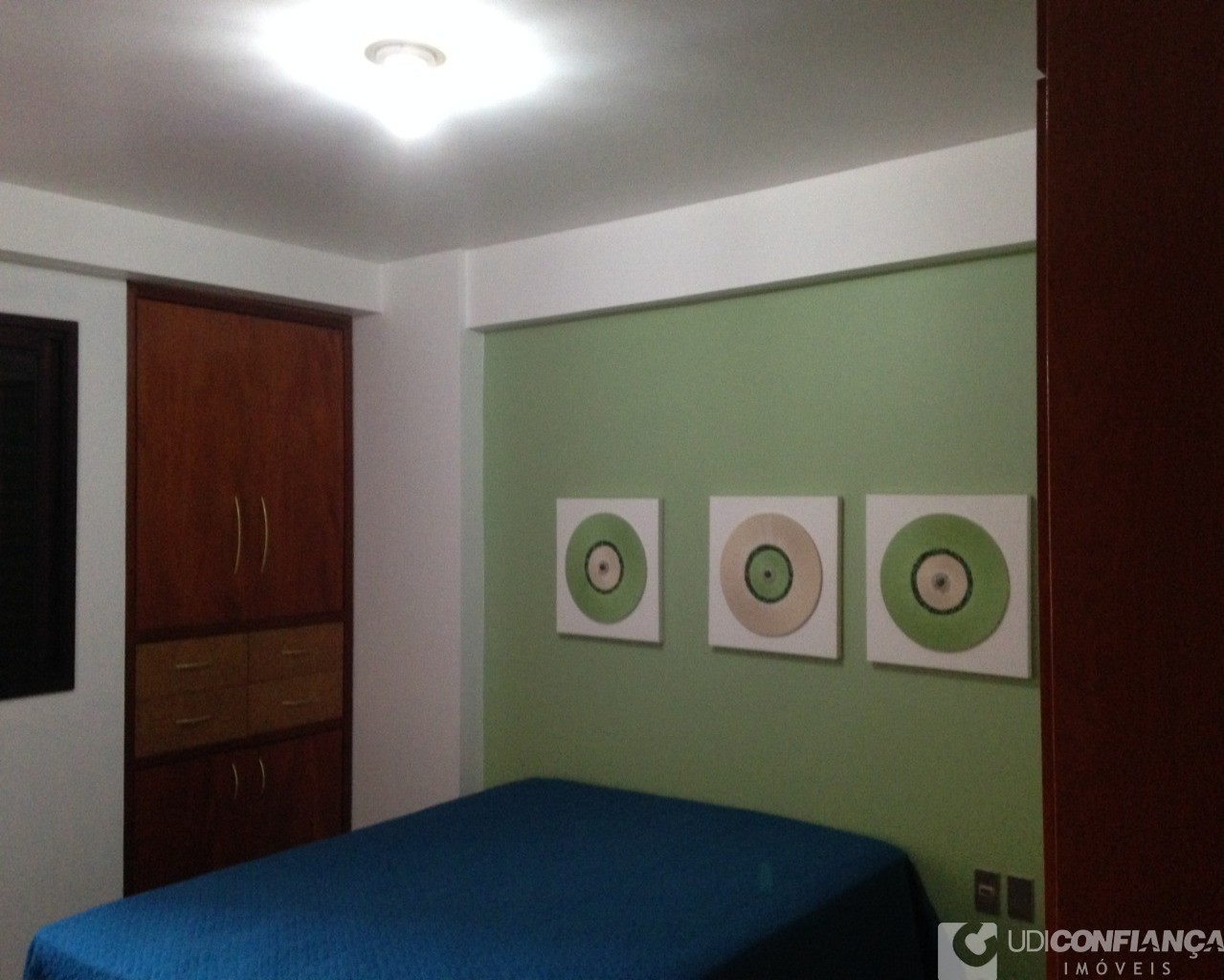 Apartamento à venda com 3 quartos, 221m² - Foto 12