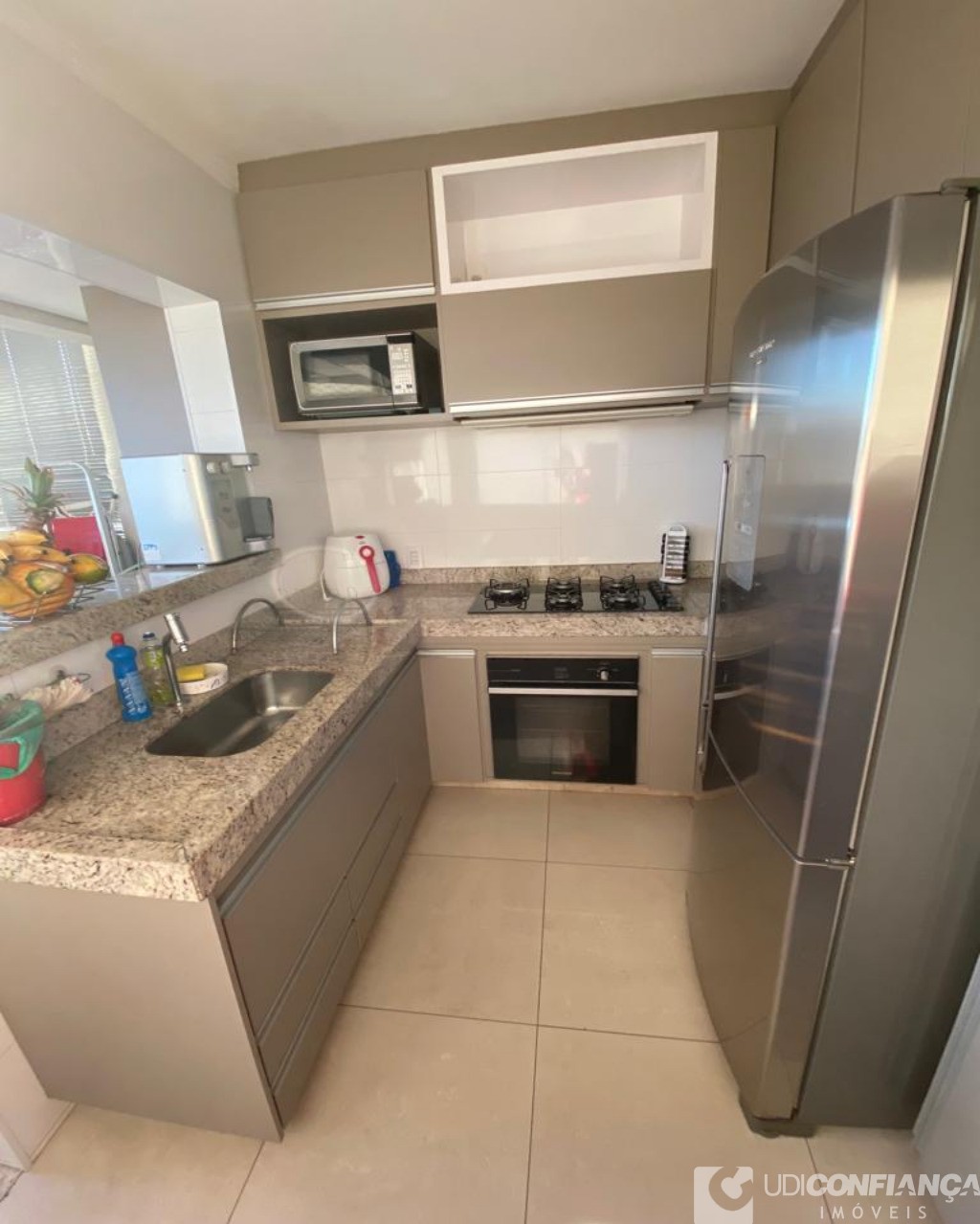 Apartamento à venda com 3 quartos, 105m² - Foto 6