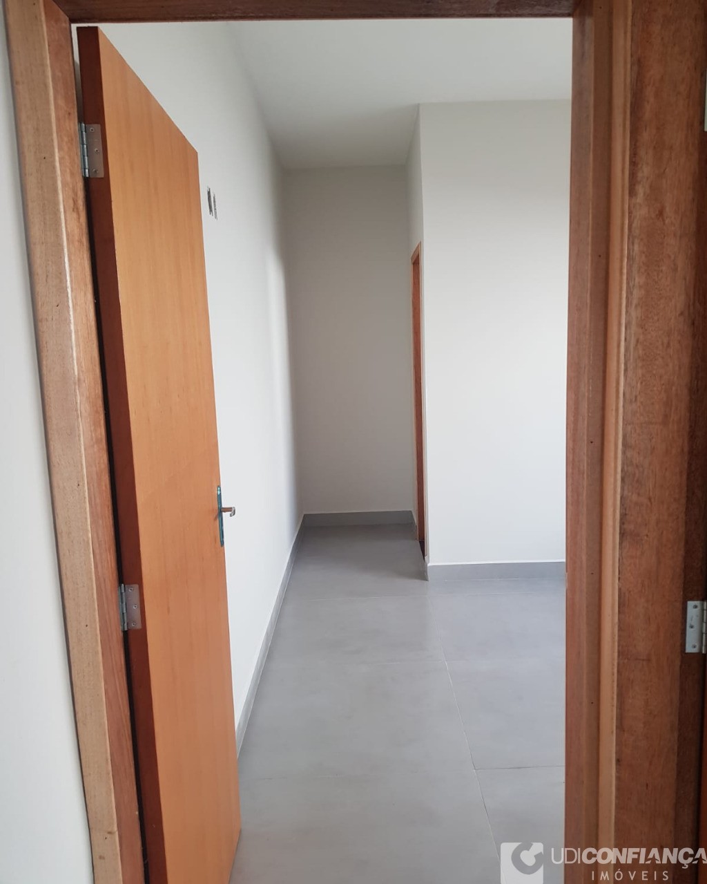 Casa à venda com 2 quartos, 64m² - Foto 7