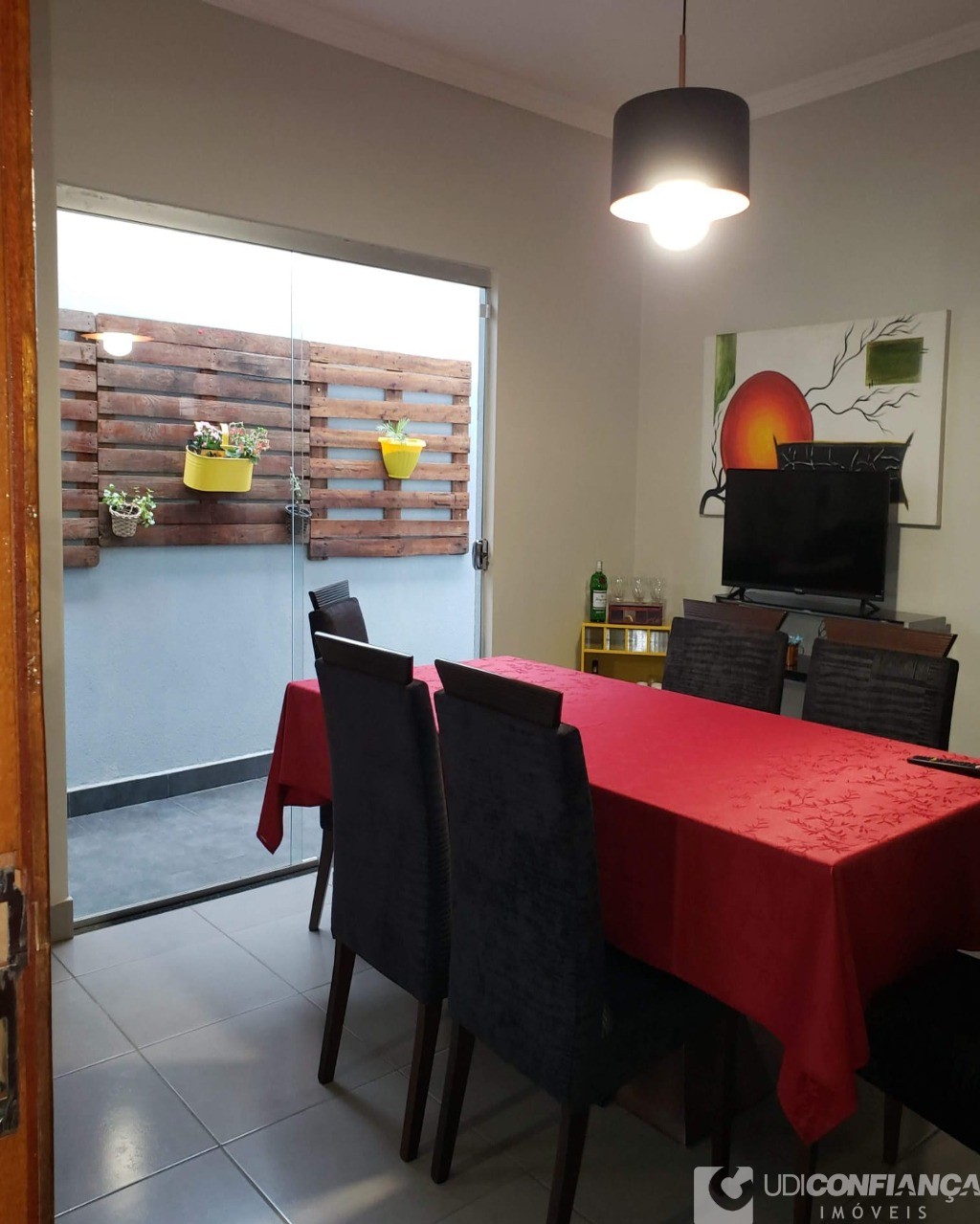 Casa à venda com 3 quartos, 180m² - Foto 8