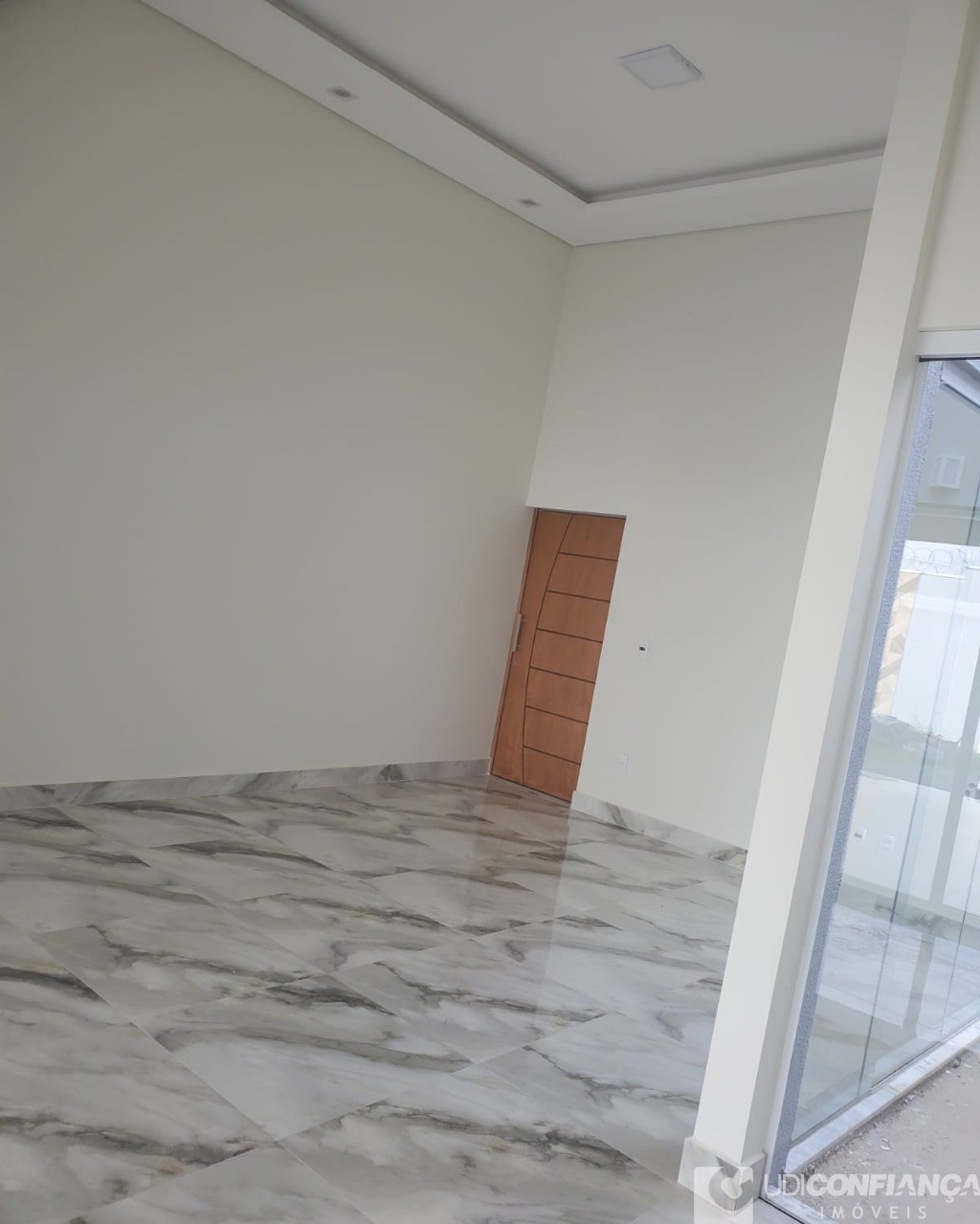 Casa à venda com 3 quartos, 150m² - Foto 3