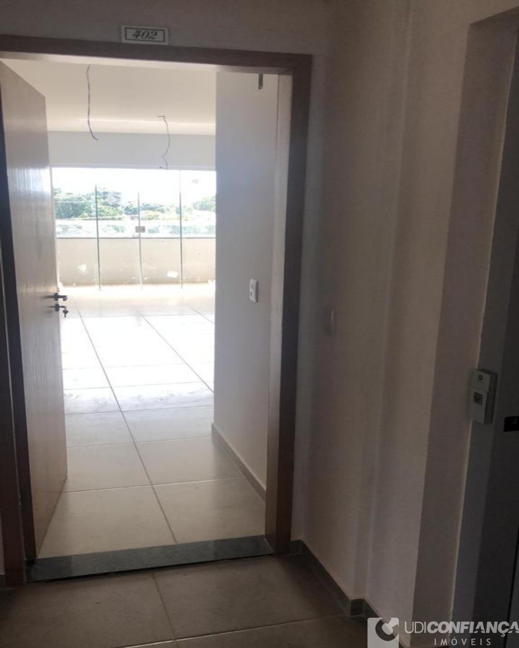 Apartamento à venda com 2 quartos, 60m² - Foto 14