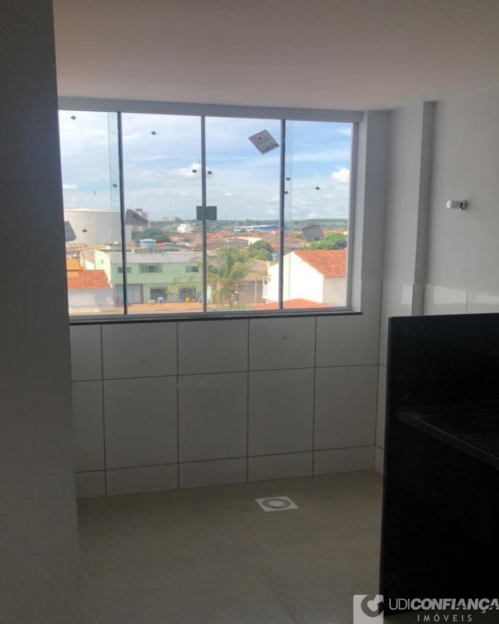 Apartamento à venda com 2 quartos, 60m² - Foto 10