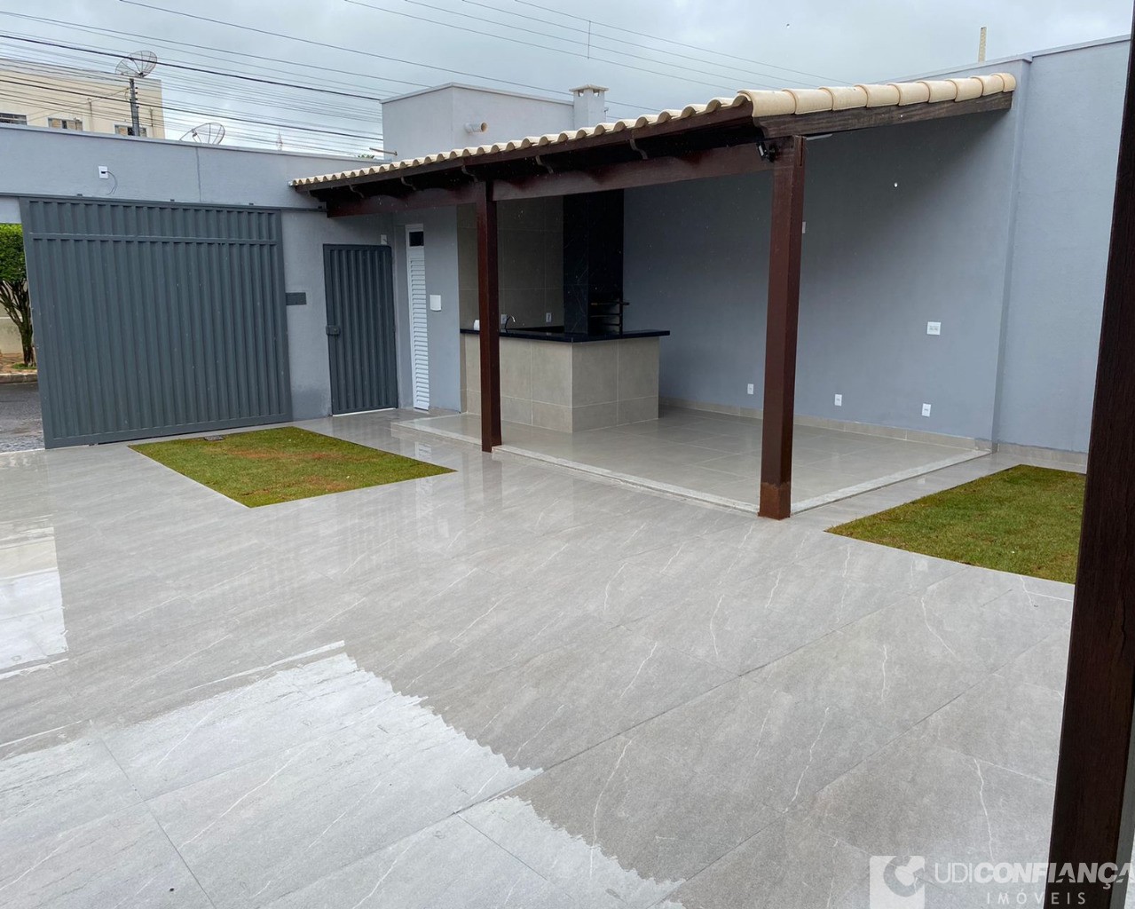 Casa à venda com 3 quartos, 150m² - Foto 3