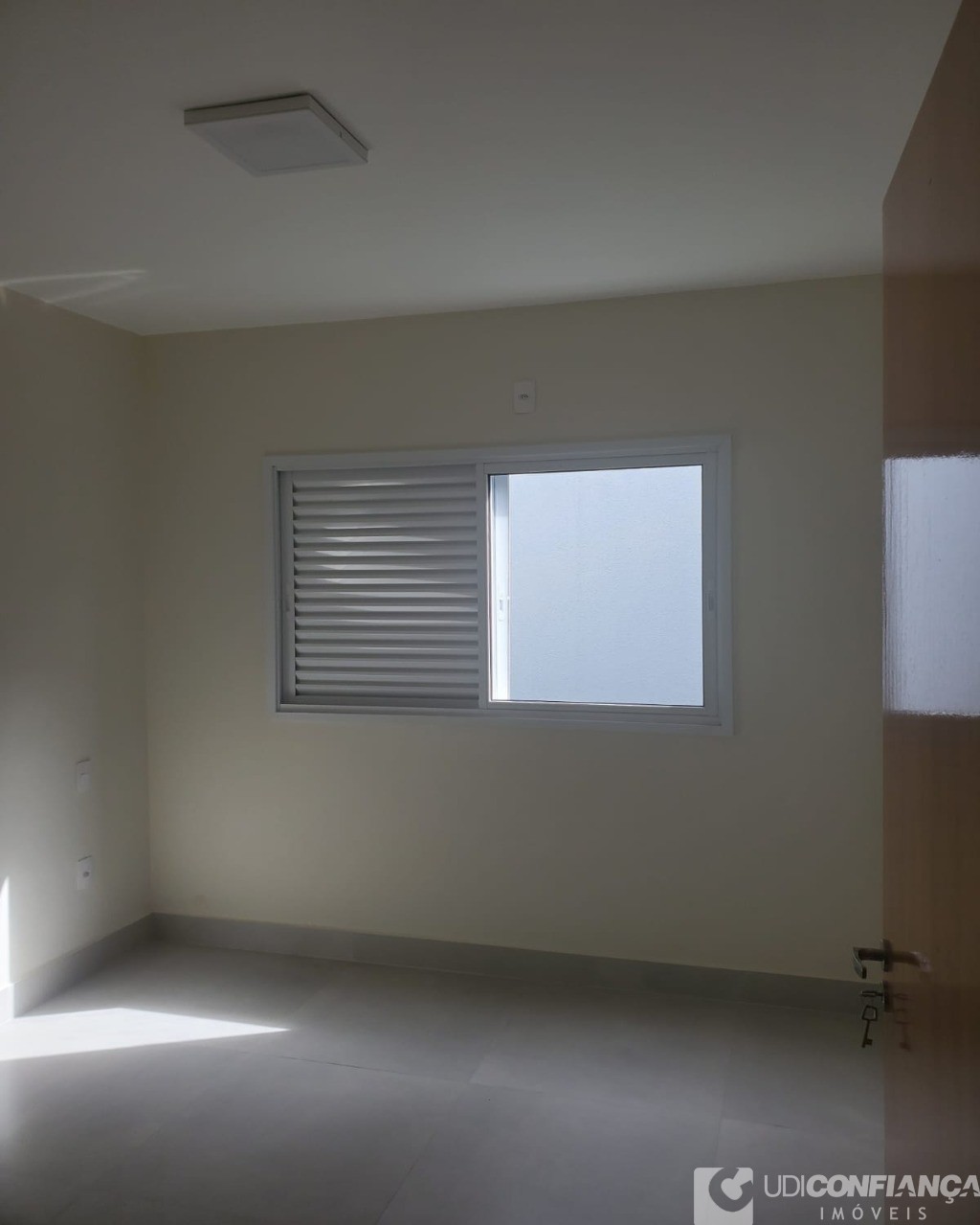 Casa à venda com 3 quartos, 150m² - Foto 13