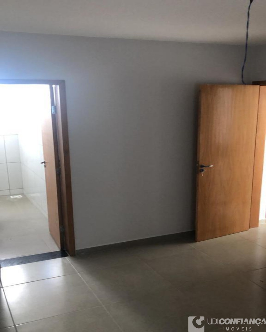 Apartamento à venda com 2 quartos, 60m² - Foto 2