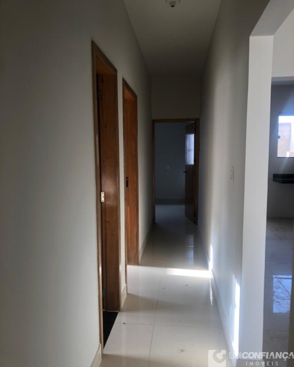 Casa à venda com 3 quartos, 150m² - Foto 11