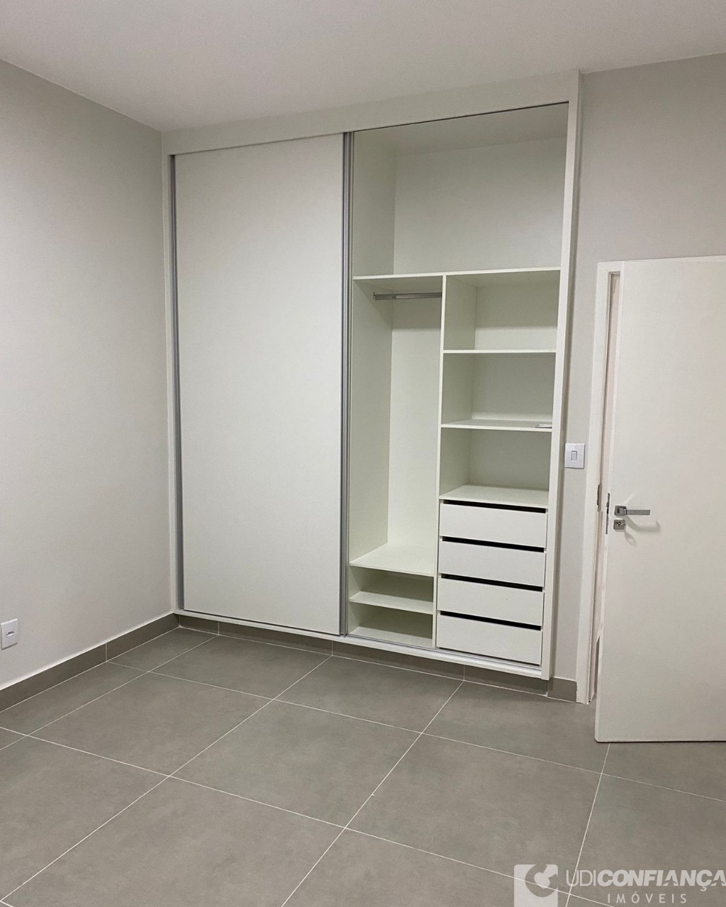 Casa à venda com 3 quartos, 150m² - Foto 7