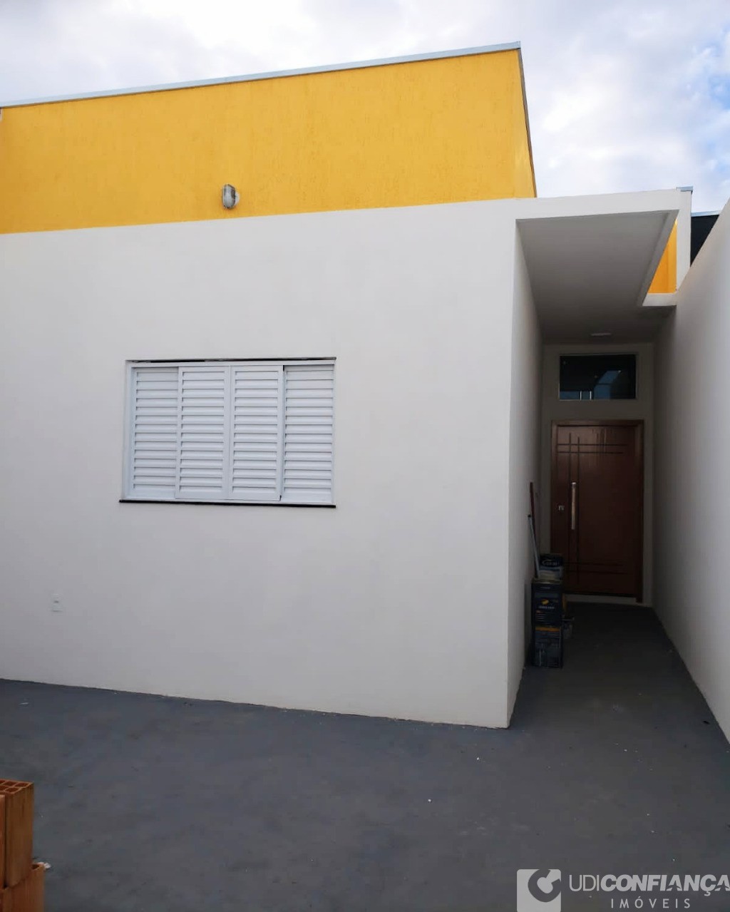 Casa à venda com 2 quartos, 70m² - Foto 5