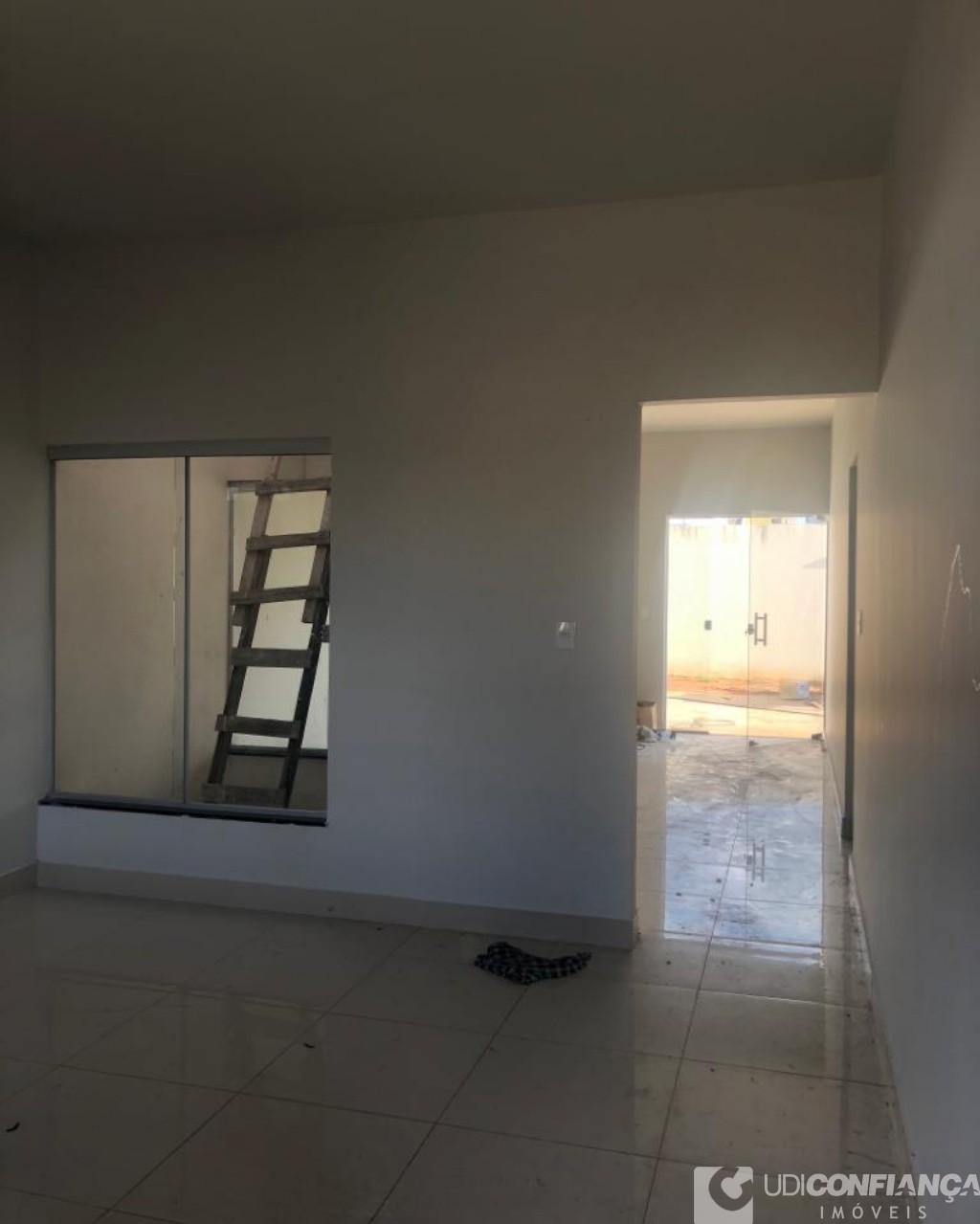 Casa à venda com 3 quartos, 150m² - Foto 8