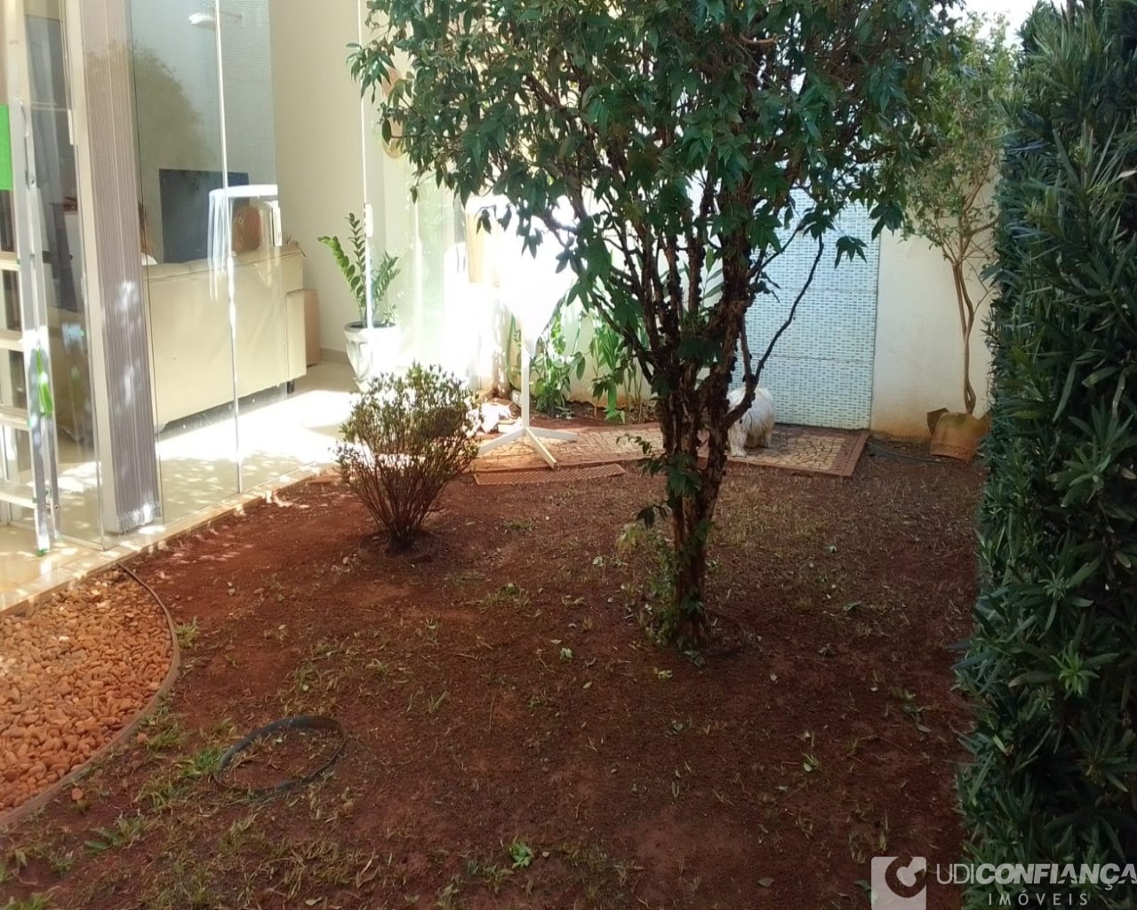 Casa à venda com 4 quartos, 200m² - Foto 14