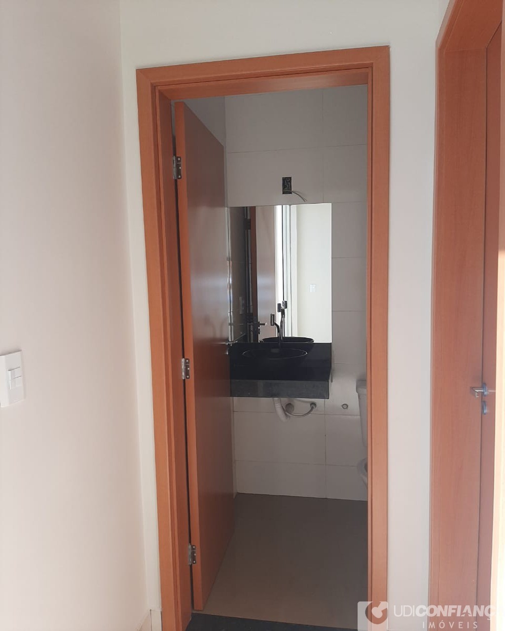 Casa à venda com 2 quartos, 60m² - Foto 12