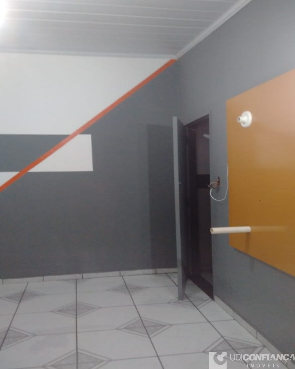 Casa à venda com 2 quartos, 80m² - Foto 6