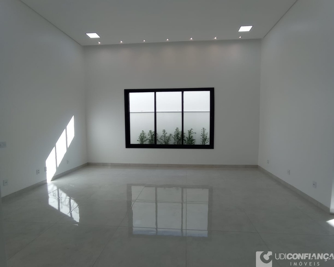 Casa à venda com 3 quartos, 162m² - Foto 6