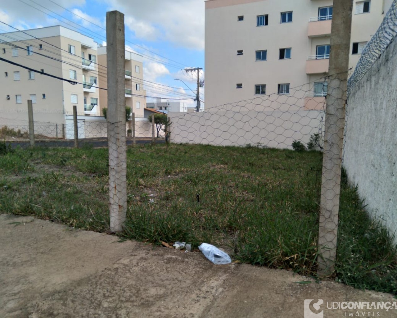 Terreno à venda, 360m² - Foto 2