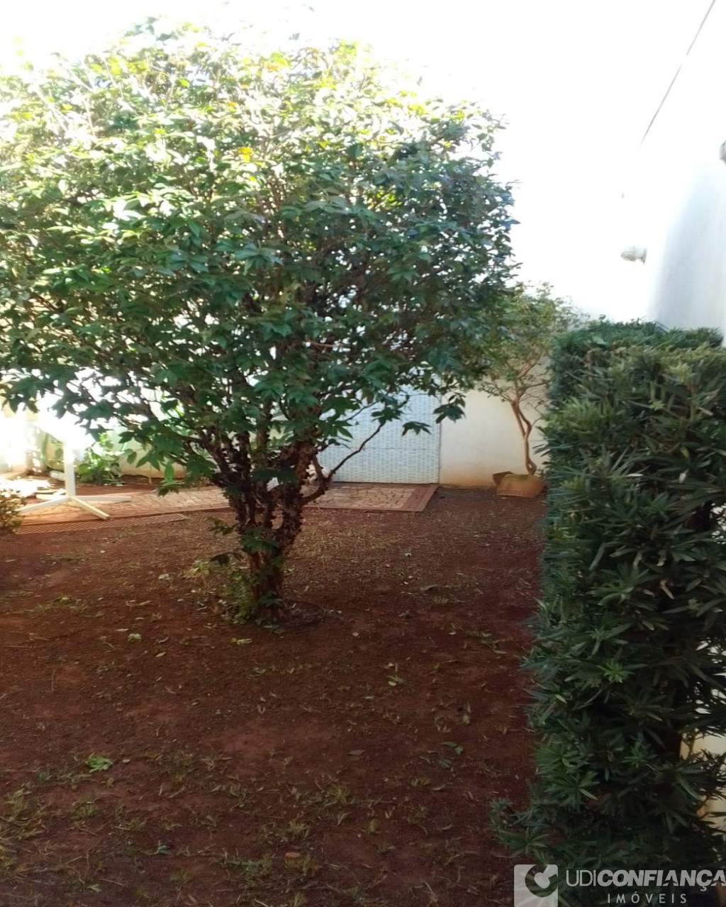 Casa à venda com 4 quartos, 200m² - Foto 12