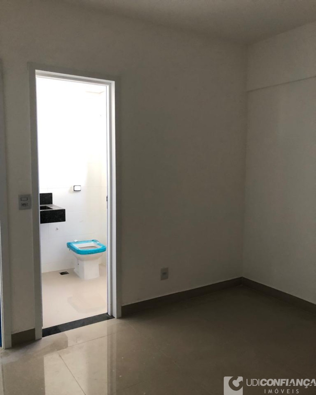 Apartamento à venda com 3 quartos, 90m² - Foto 10