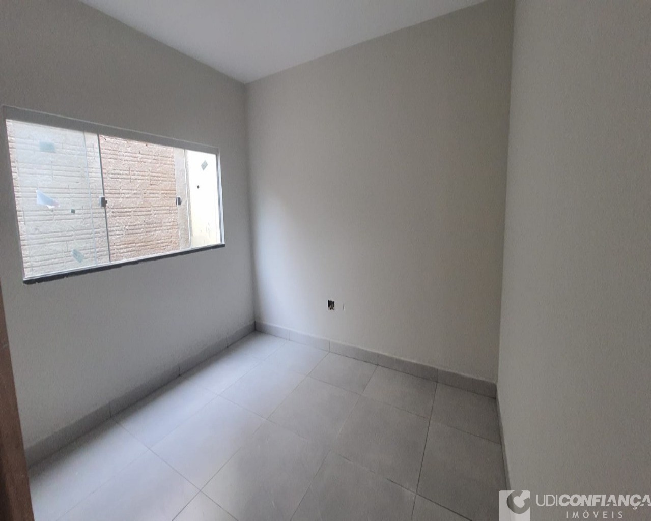 Casa à venda com 3 quartos, 100m² - Foto 8