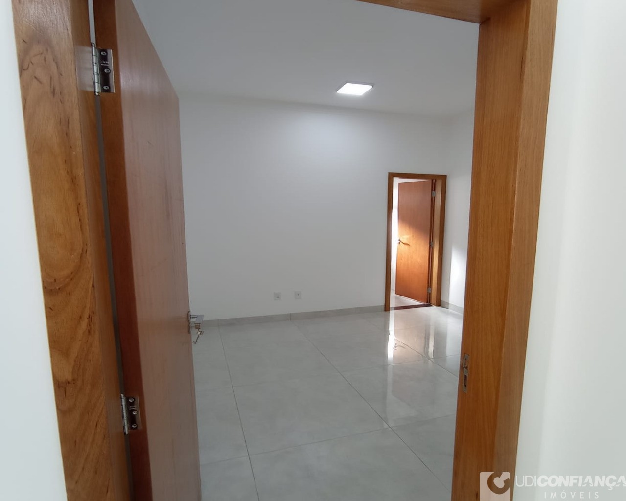 Casa à venda com 3 quartos, 162m² - Foto 18