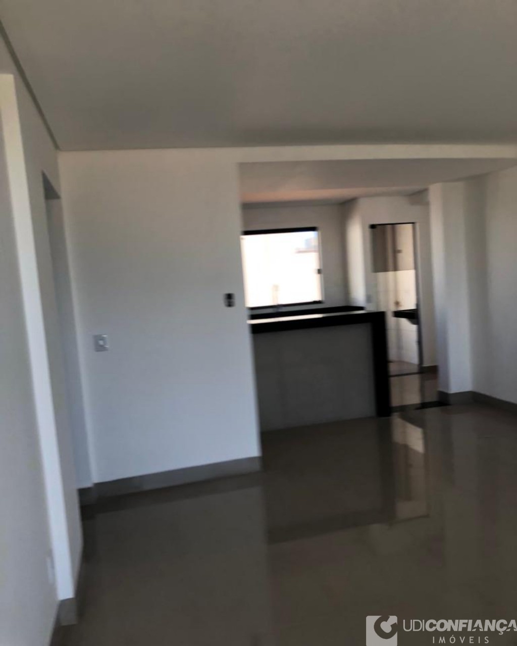 Apartamento à venda com 3 quartos, 90m² - Foto 4