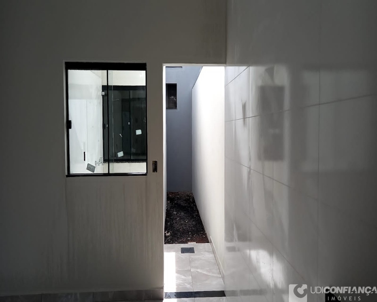 Casa à venda com 2 quartos, 50m² - Foto 15